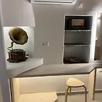 Cozy Paros Kóstos